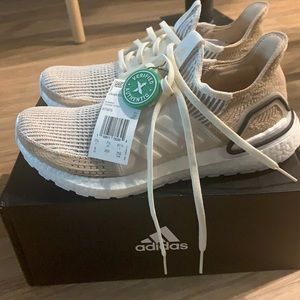 RARE Adidas ultraboost 19 in chalkwhite/pale nude